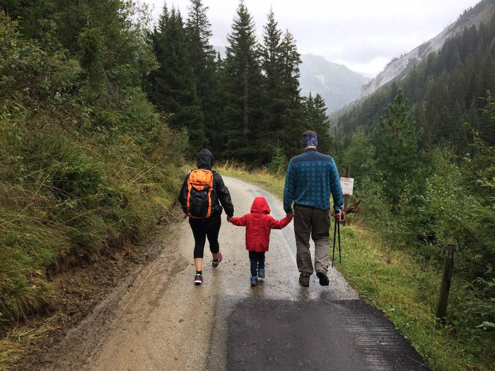 7 Hiking Games for the Family