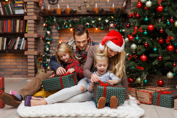 Holiday Shopping Tips for Parents!